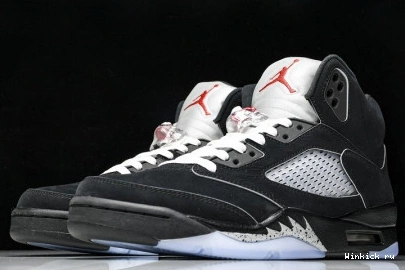 Jordan Reimagined” Metallic Air 5 “Black 0817